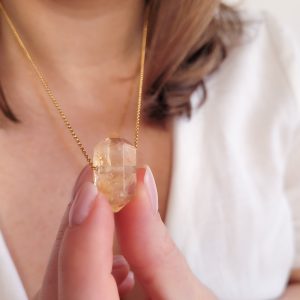 Łańcuszek z cytrynem amulet